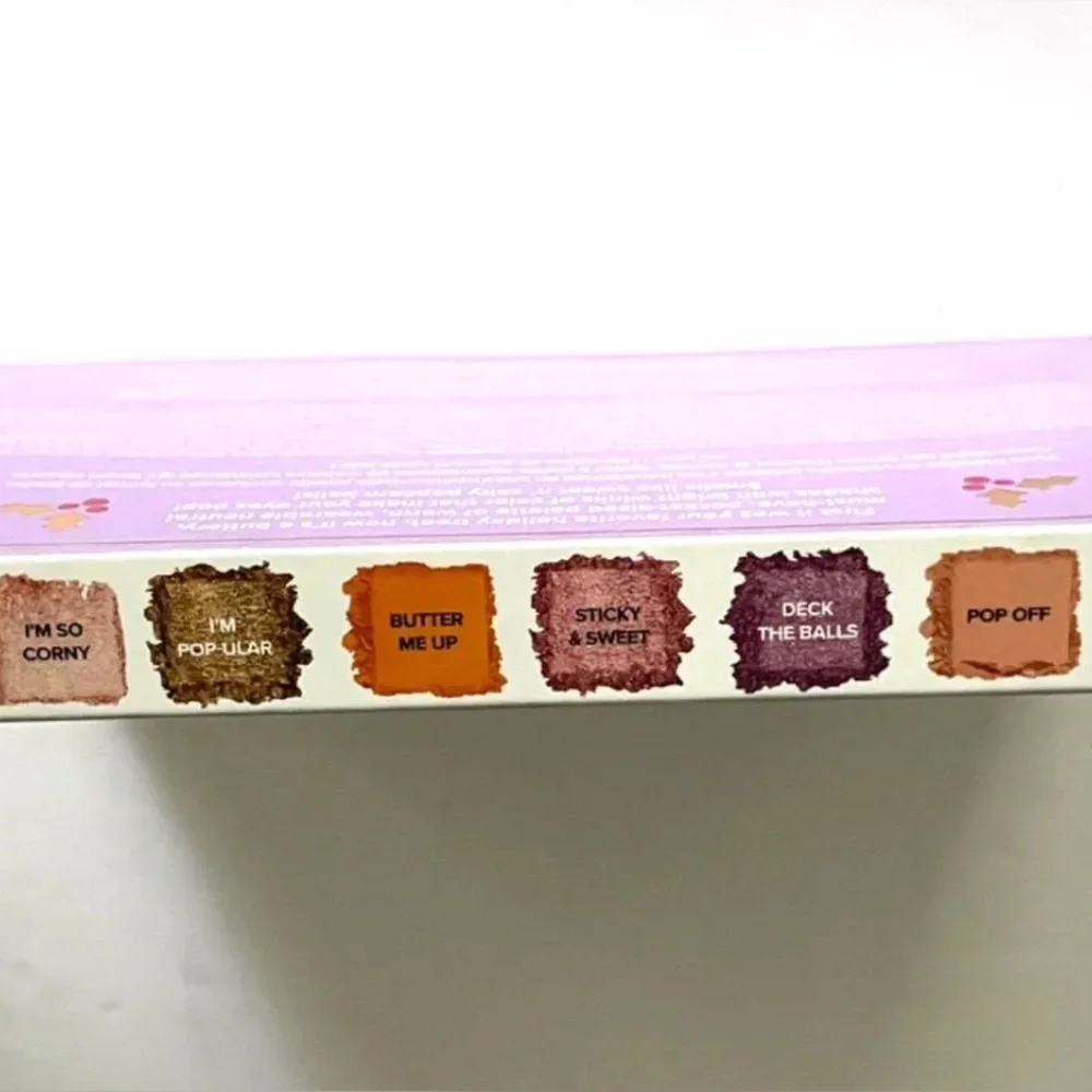 Too Faced Autumnal Eyeshadow Palette with Matte and Shimmer Finishes‎